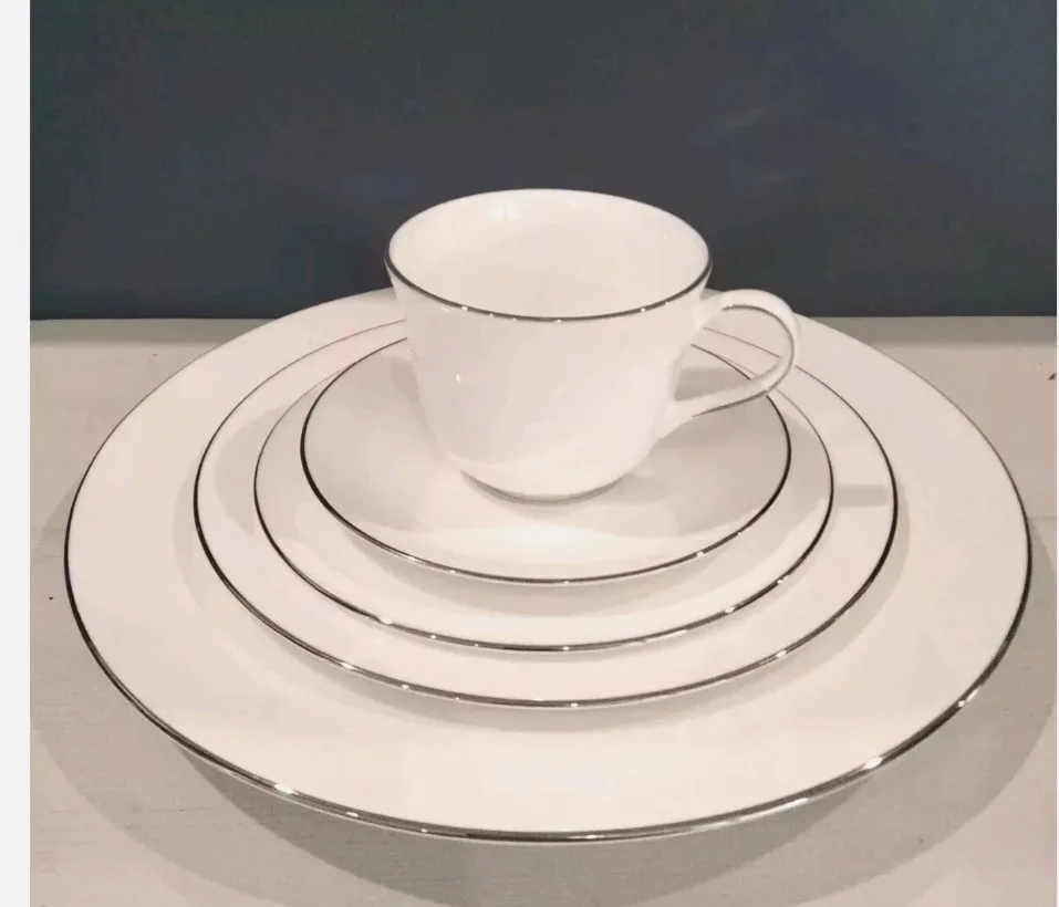11 piece Royal Doulton signature platinum place settings thumbnail