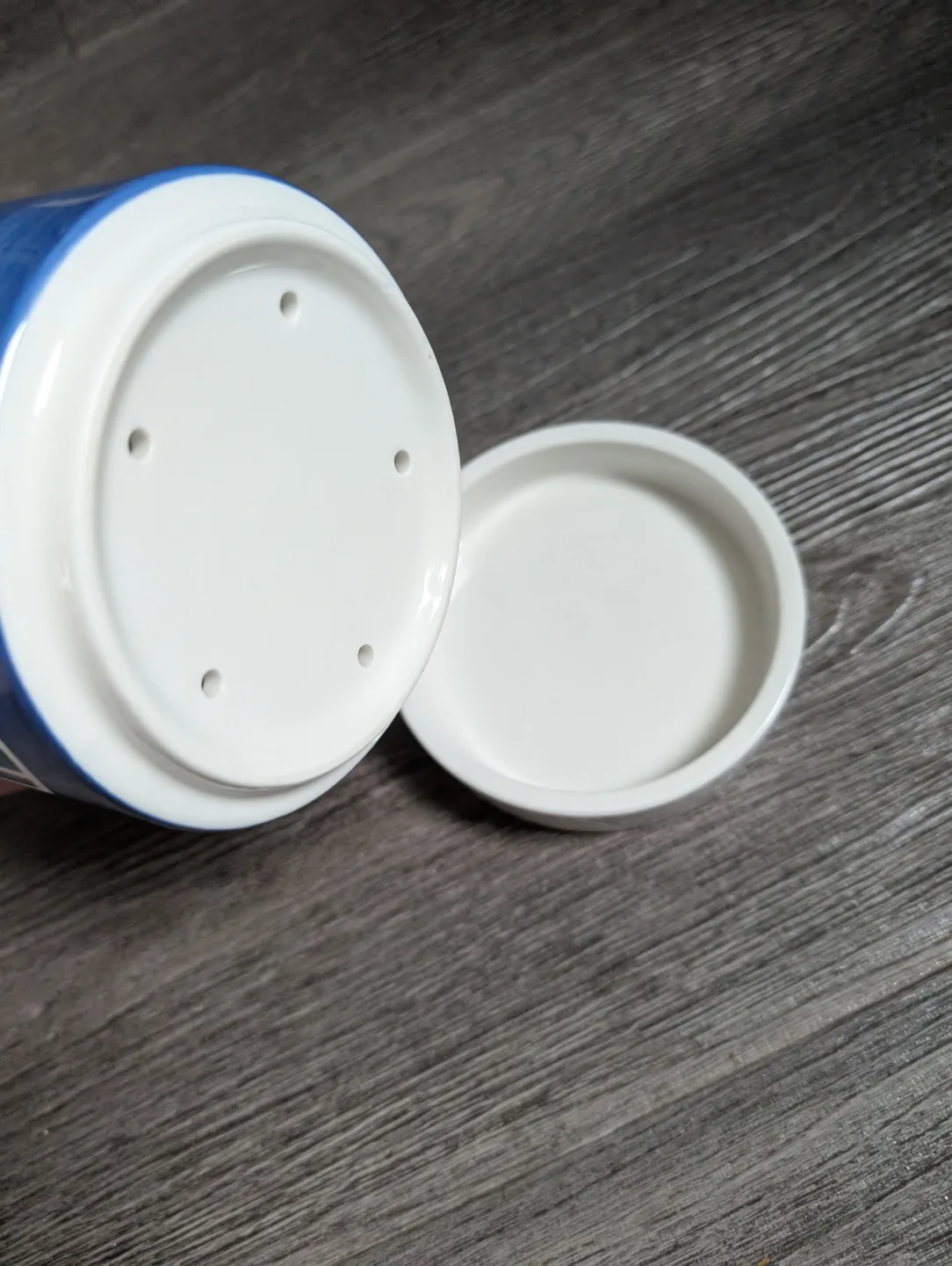 Blue and White Ceramic Utensil Holder🧡 image indicator(3)