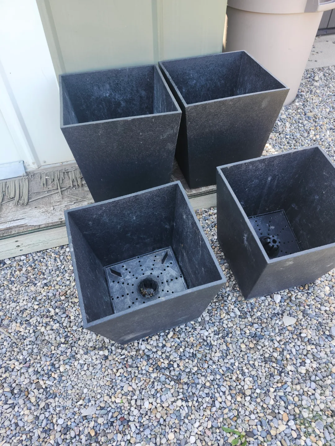 Black Square Self Watering  Planters image indicator(2)