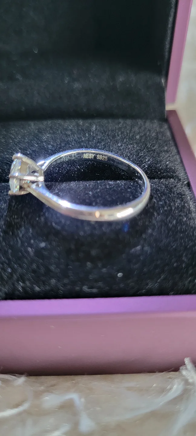 1 carat moissanite on 925 Sterling Silver Solitaire Ring image indicator(4)