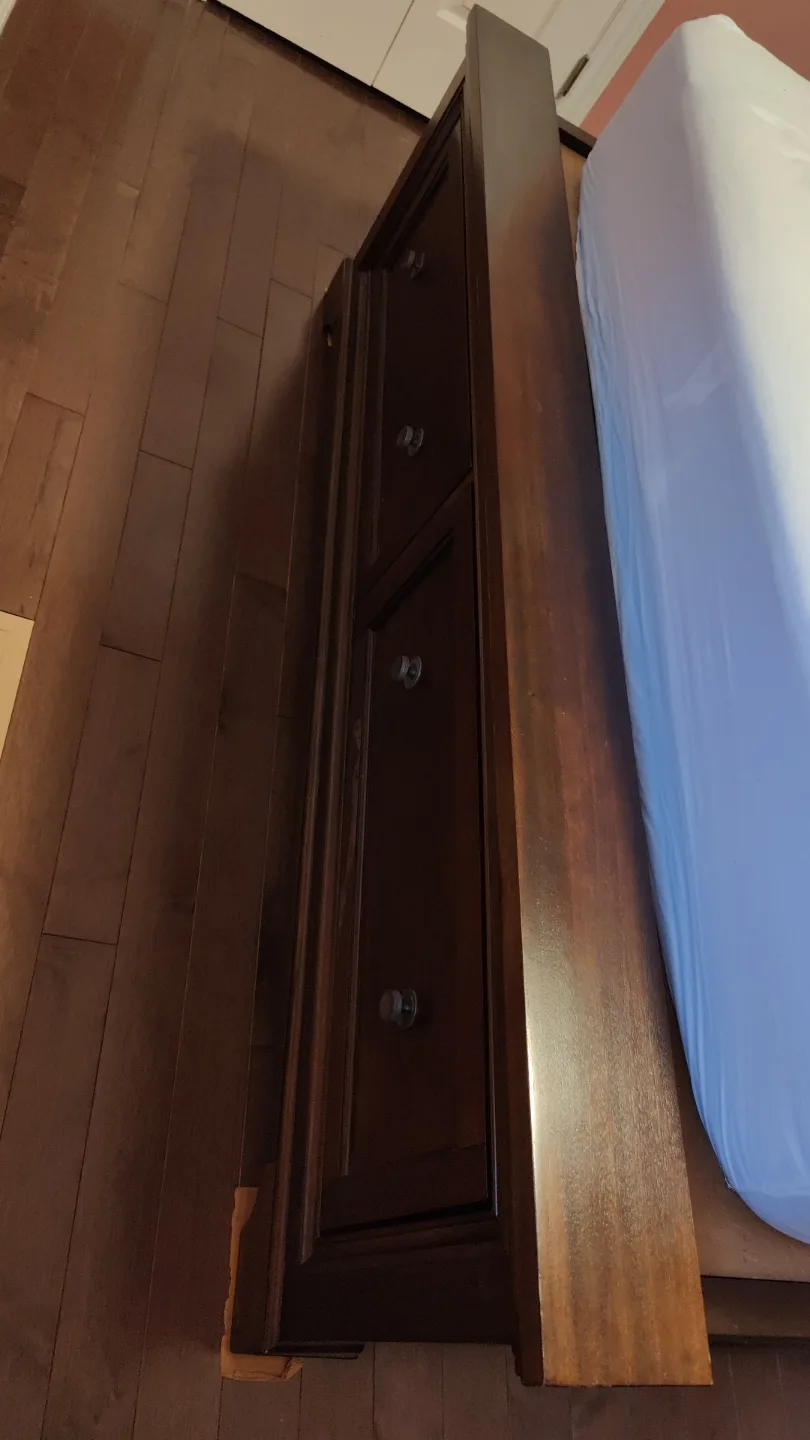 🏒Two Raelyn Queen-size beds with storage drawers image indicator(2)