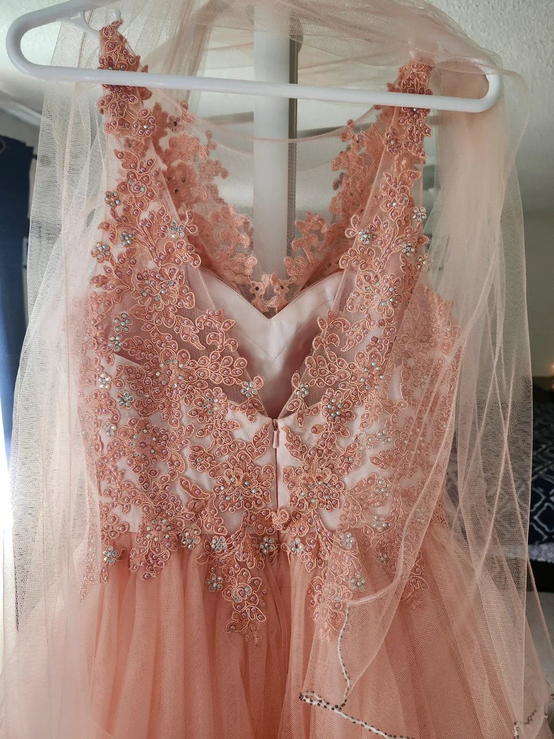 Peach Quinceañera Dress Size 6 thumbnail