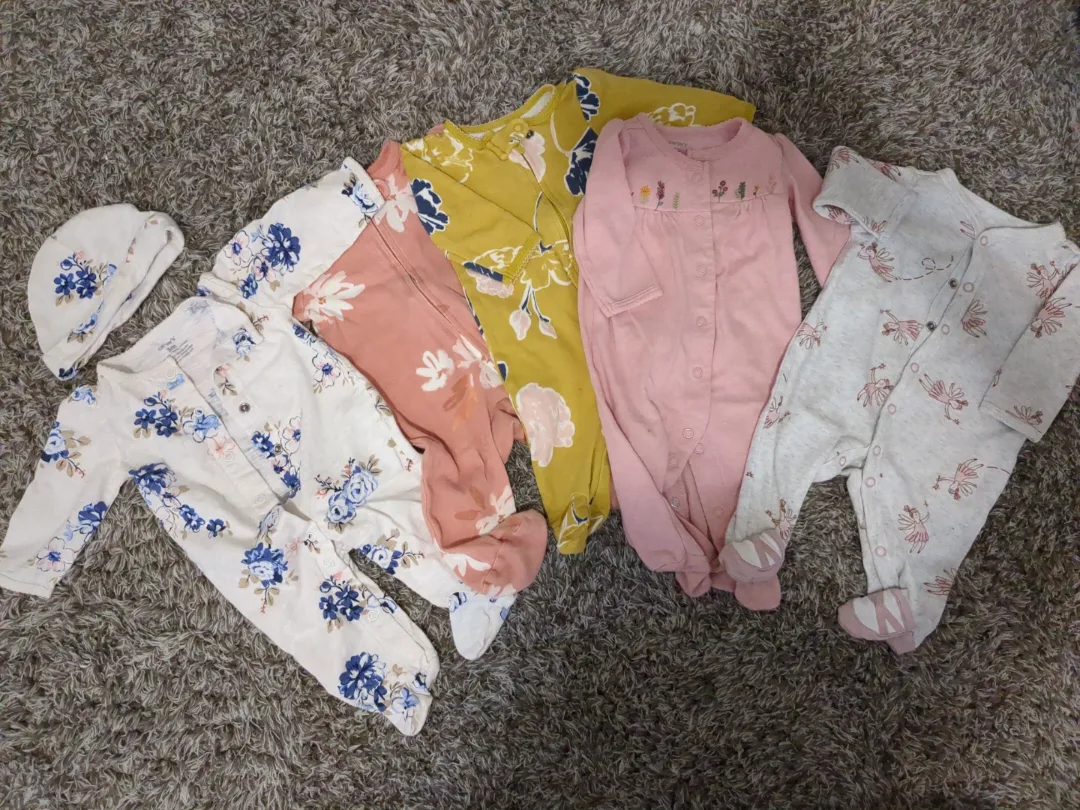 Baby Girl Clothes Bundle - Size 3 Months image indicator(3)