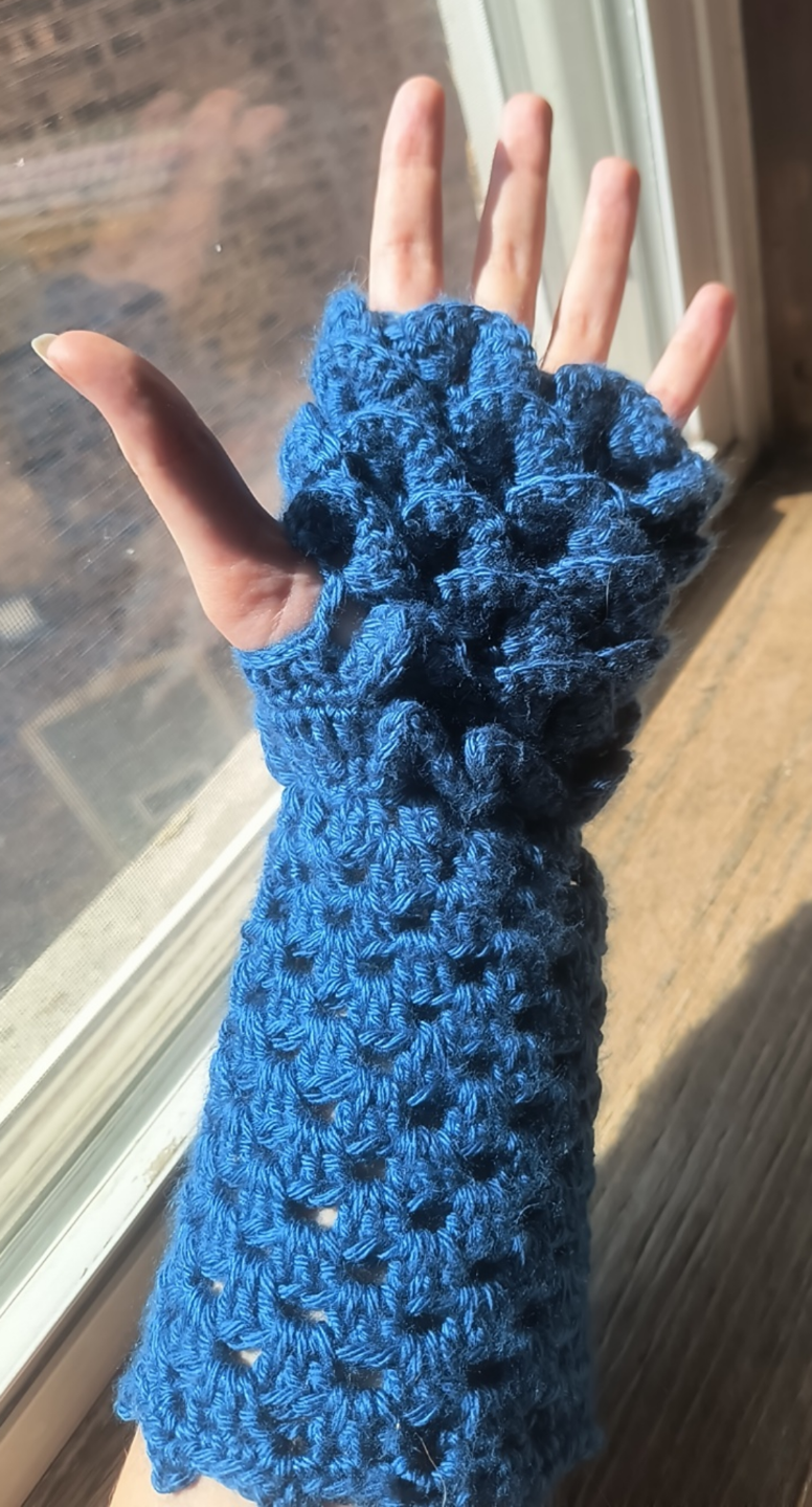 Handmade Crochet - Scaled Fingerless Gloves