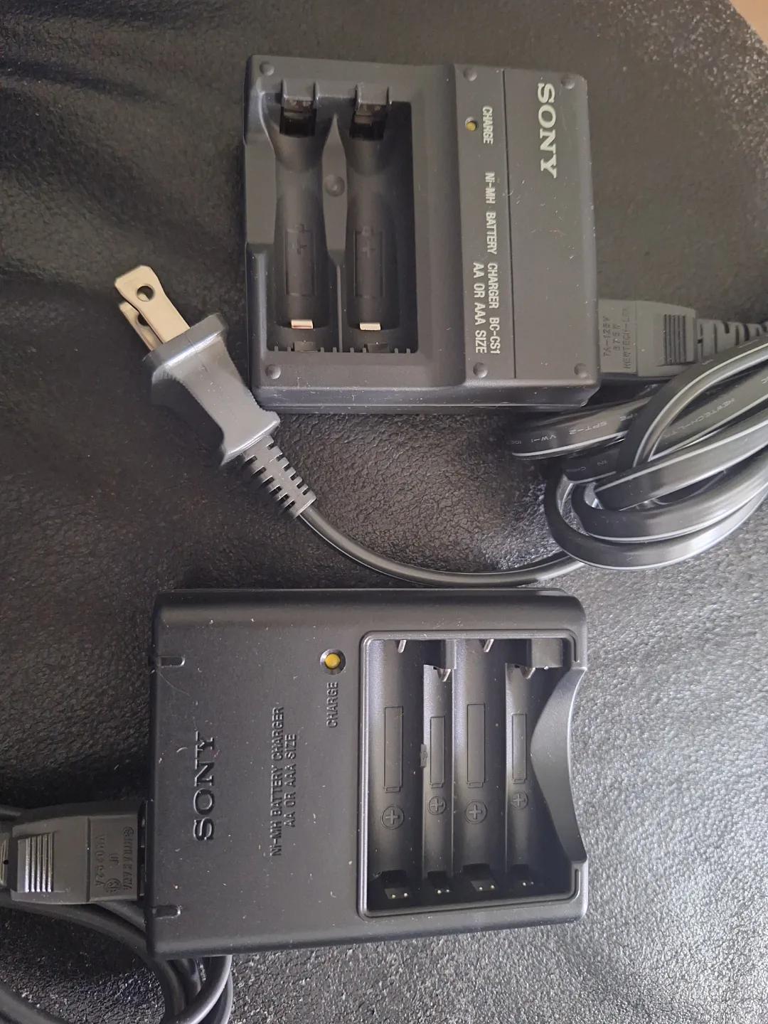 Sony Rechargeable Battery Charger thumbnail
