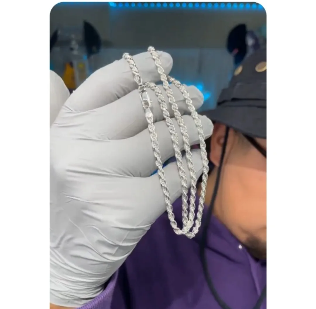 Silver Rope Chain Necklace image indicator(2)