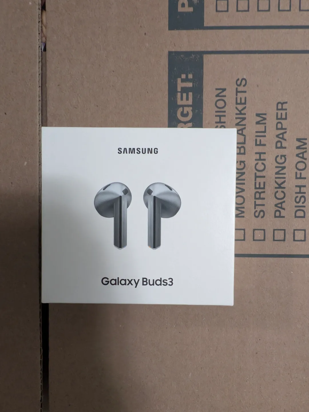 Samsung Galaxy Buds3 thumbnail