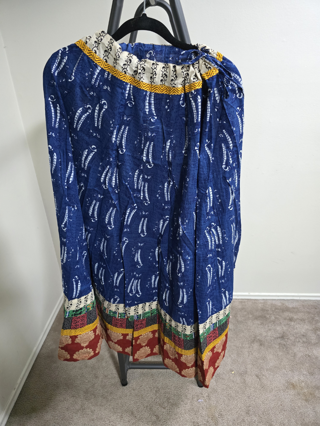 Lot of 5 Women's Long Printed Skirts - photo 2