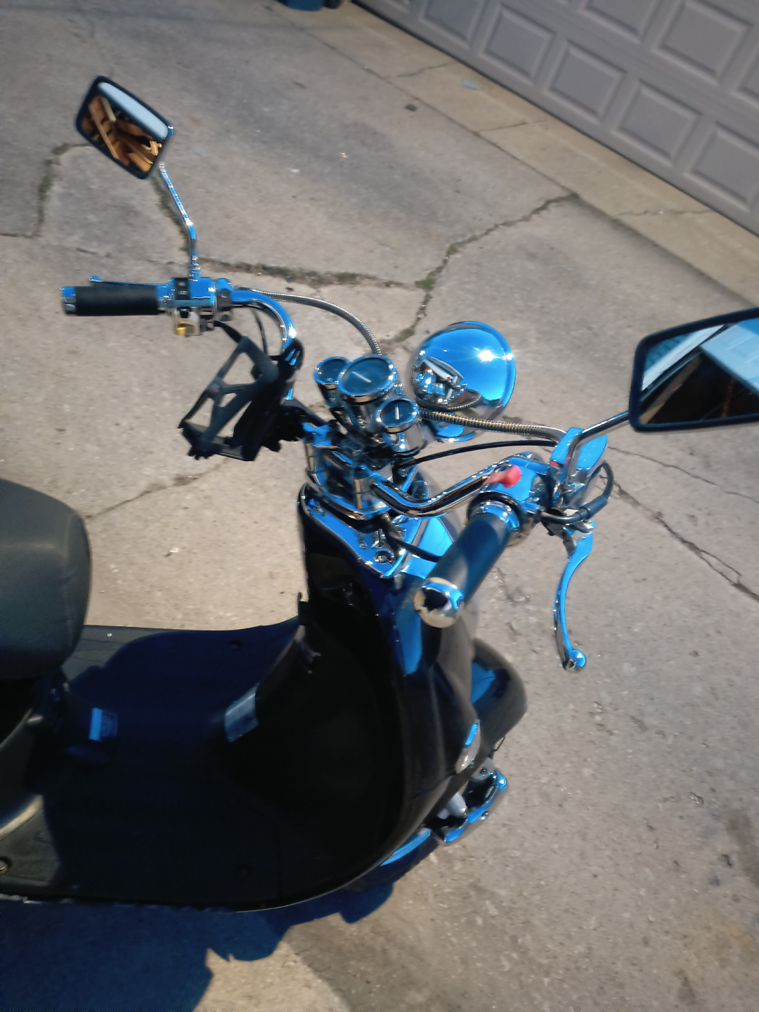Black Scooter with Chrome Accents - photo 2