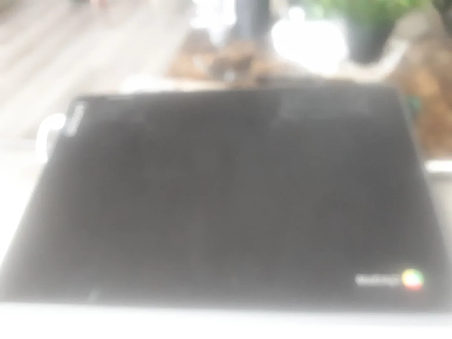 Lenovo Chromebook 2-in-1 Laptop thumbnail
