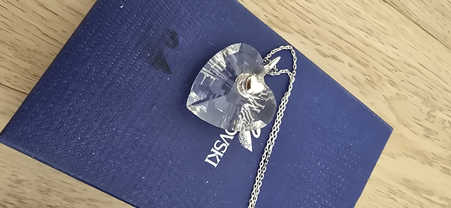 authentic  swarovski - photo 2