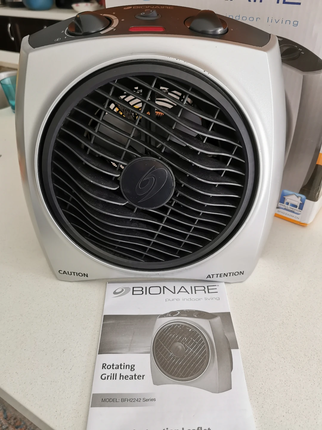 Bionaire Rotating Grill Heater - Model BFH2242M-CN - photo 3