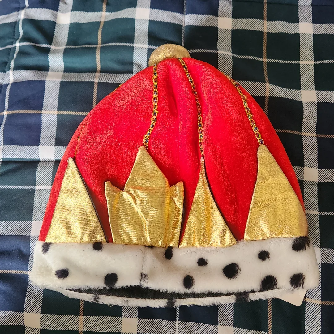 Beistle 60705-R Red Plush Imperial Queen's Crown thumbnail