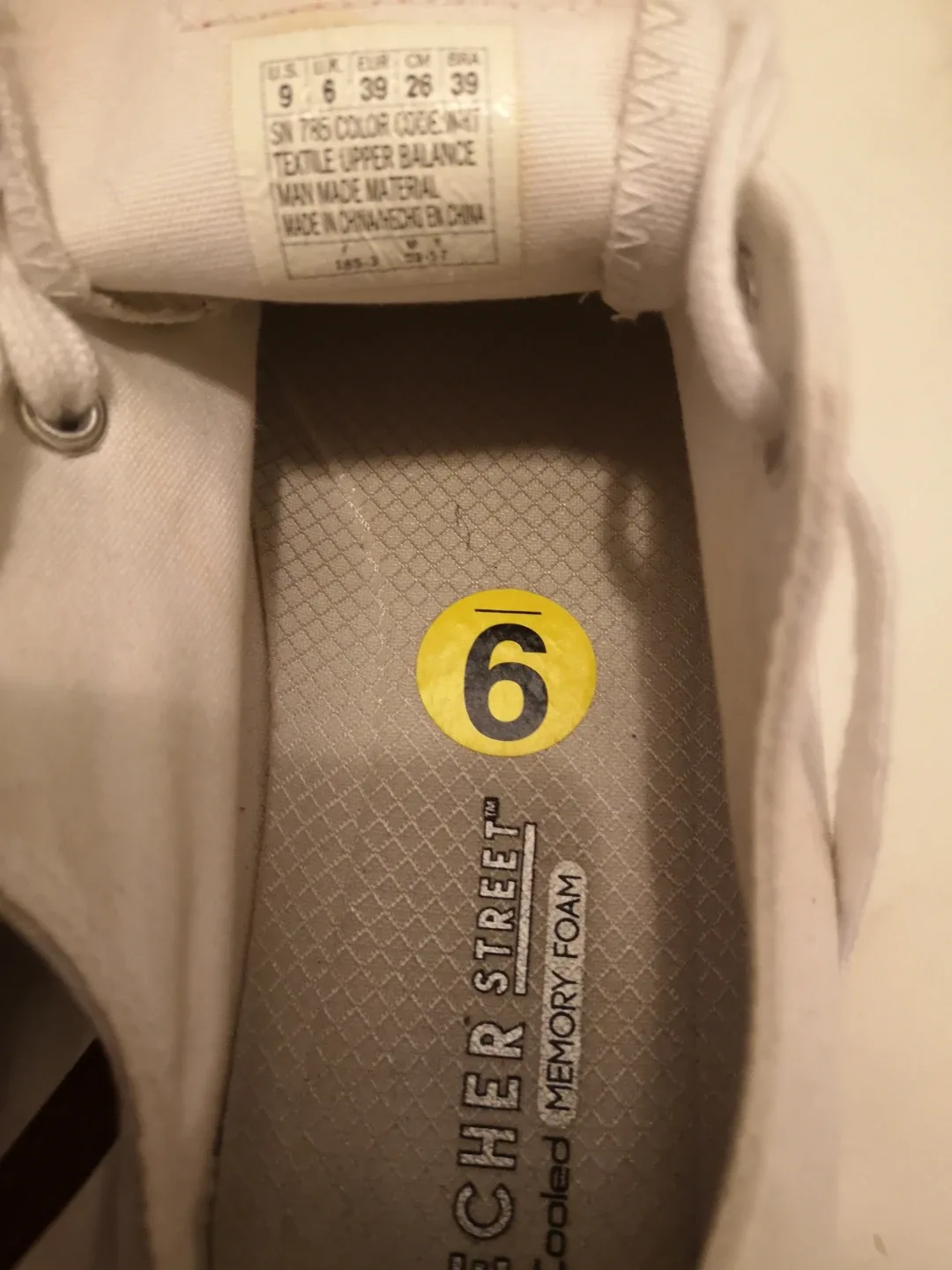 Skecher Street Women's White Canvas Sneakers - Size 9 image indicator(3)