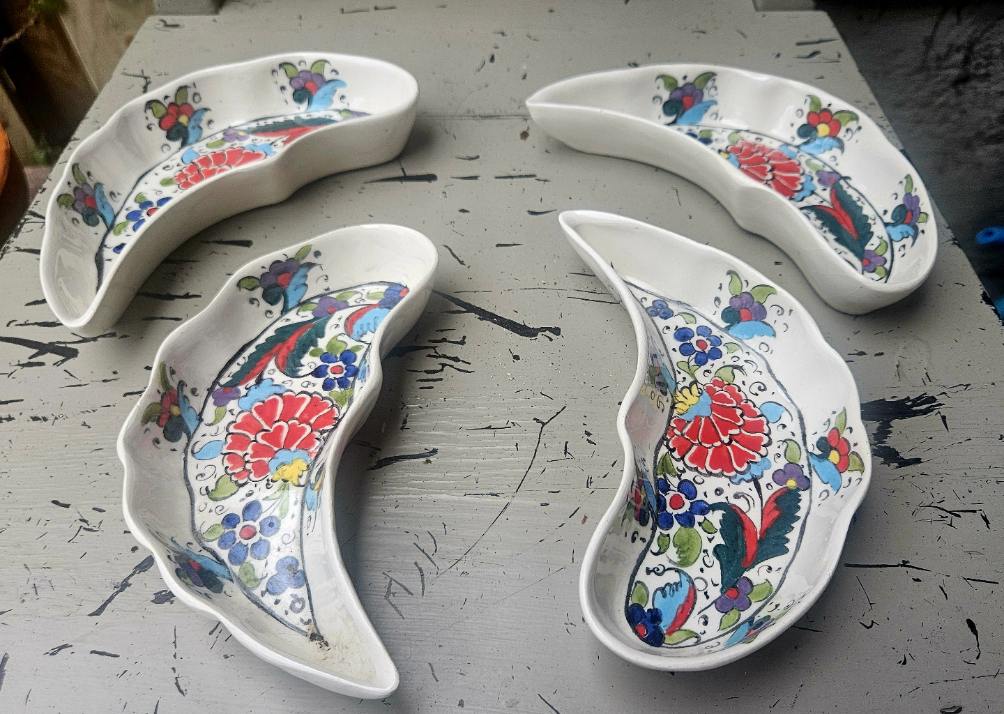 Set of Four Turkish Crescent-Shaped Nesting Sauce Trays - photo 2