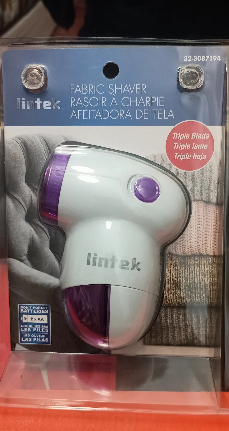 Lintek Fabric Shaver with batteries thumbnail
