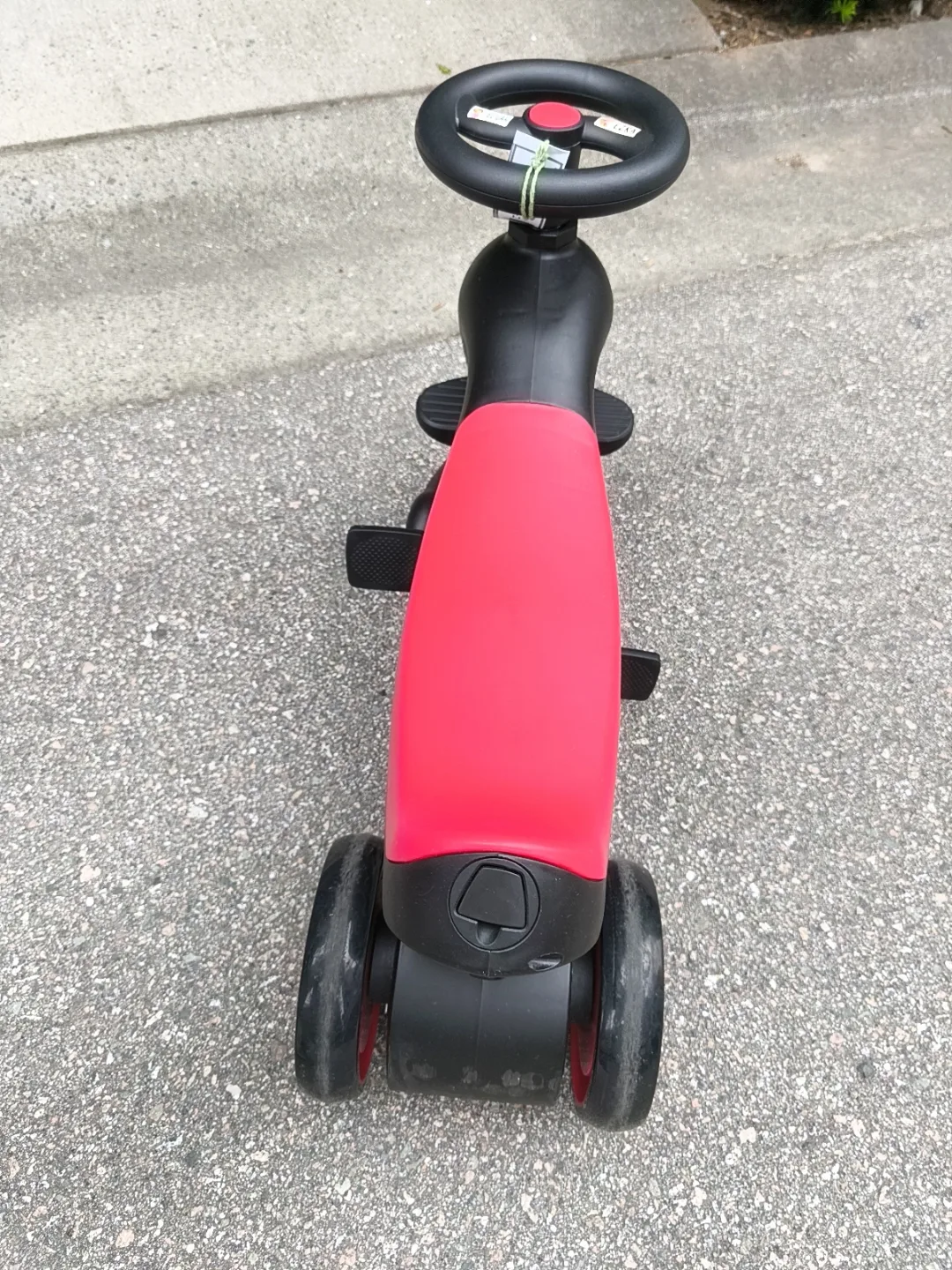 Nadle Multi-function Ride-on Car image indicator(4)