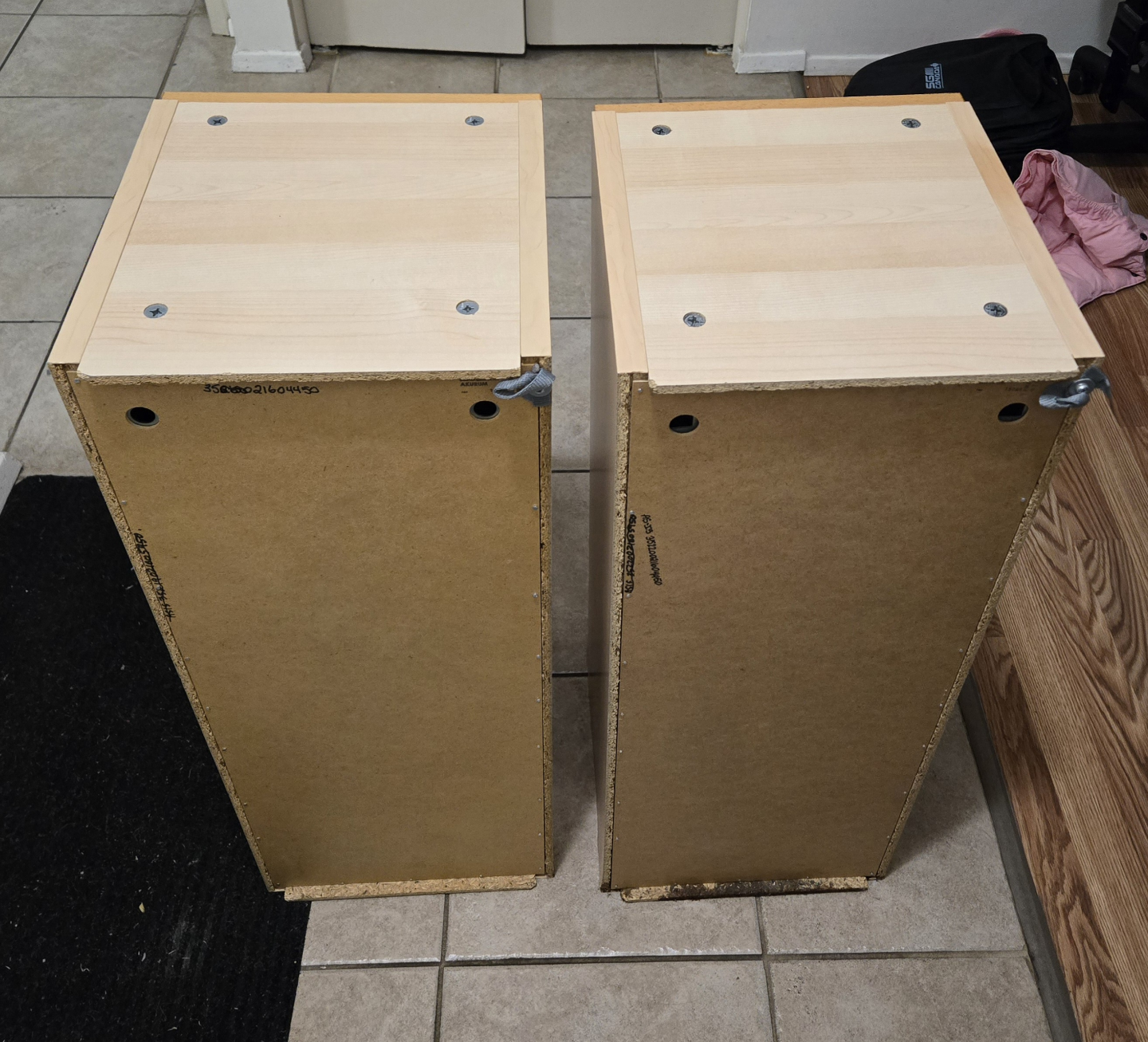 Pair of mini cabinets/lockers - photo 3