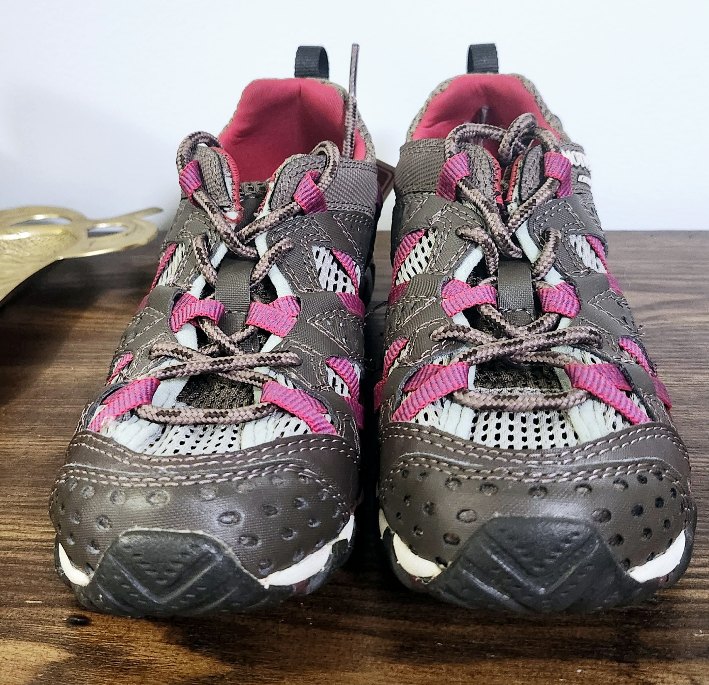 US 3 Youth Motus Active - Brown and Pink hiking Shoes