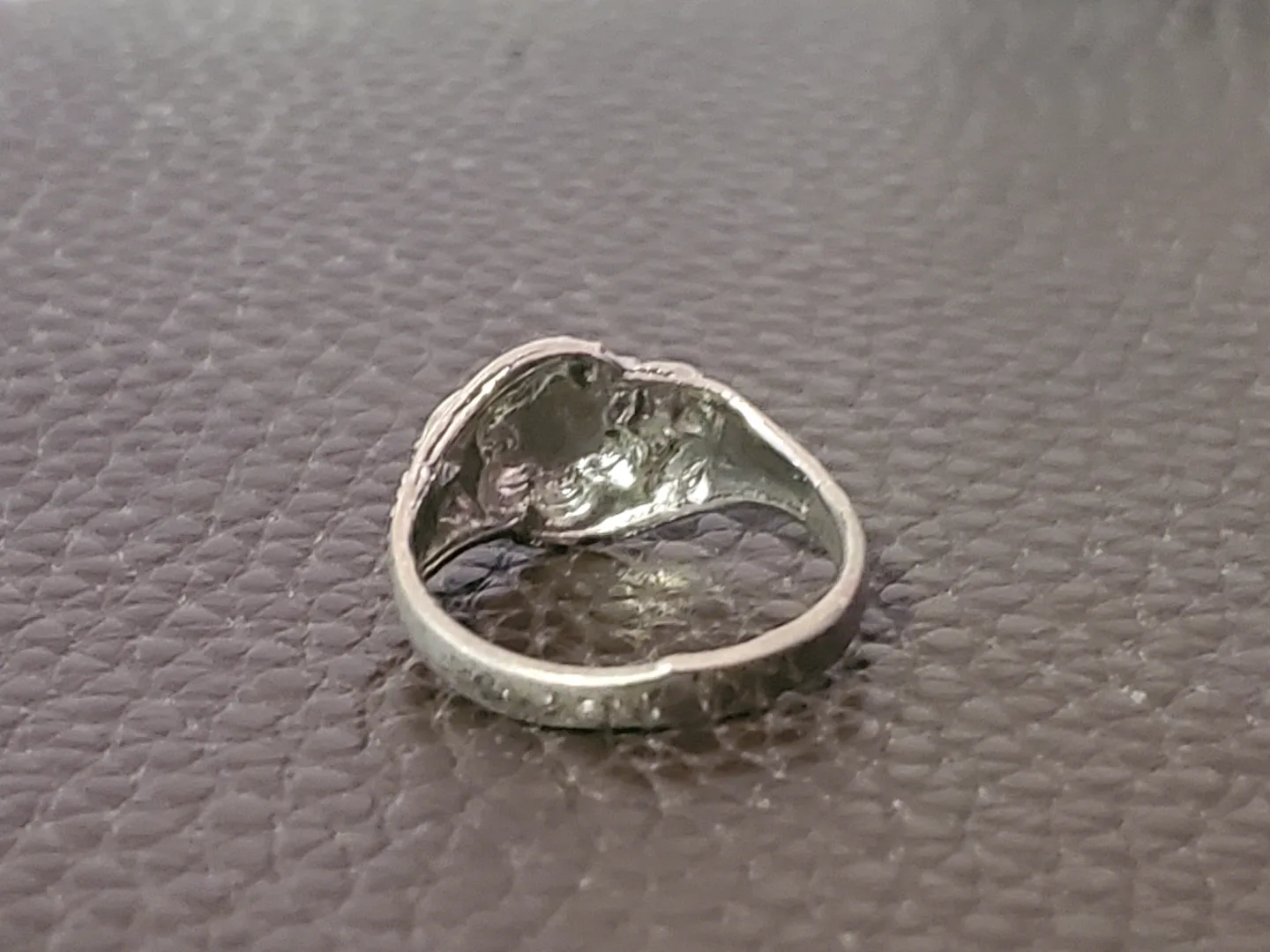 Silver Flower Ring (size 7) image indicator(2)