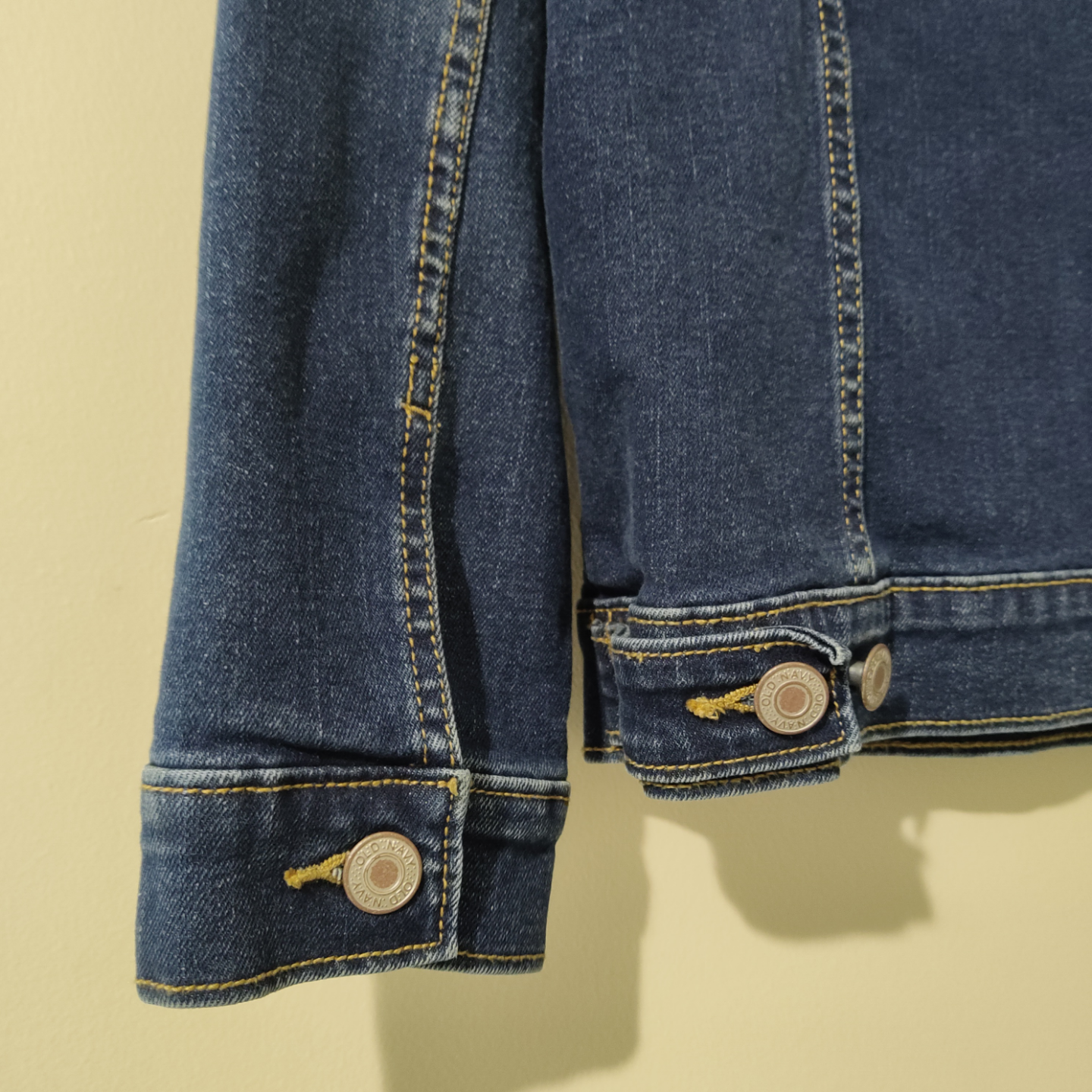 Old Navy Kids Size XL (14-16) Denim Jacket with Hoodie - photo 3