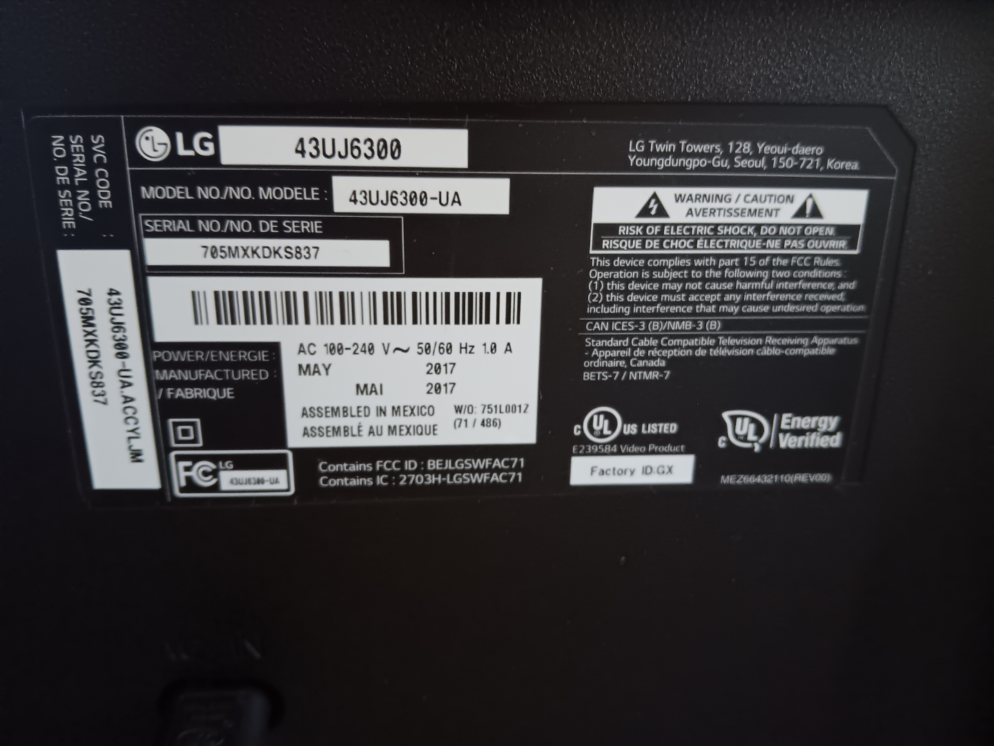 LG 43" smart tv - photo 2
