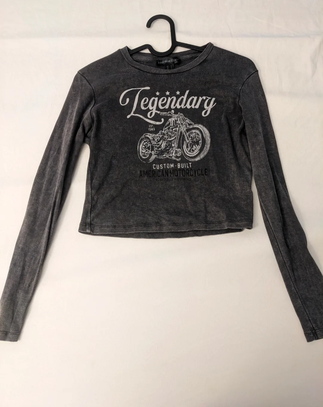 Streetwear Society Long Sleeve Crop Top 🏒 thumbnail