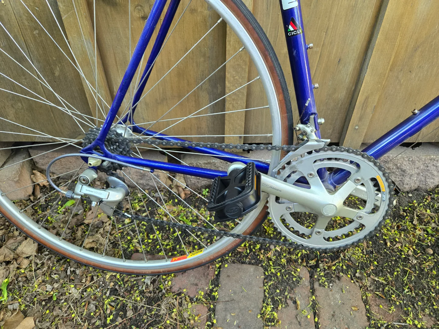 Vintage Miele Road Bike - Shimano 105 Components image indicator(2)