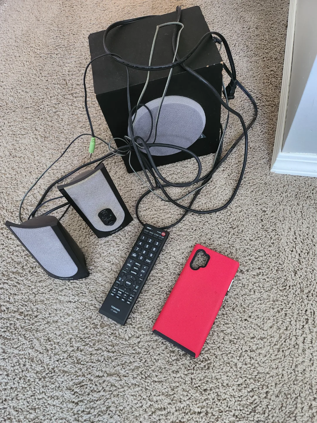 Creative 2.1 Speaker System with Subwoofer thumbnail