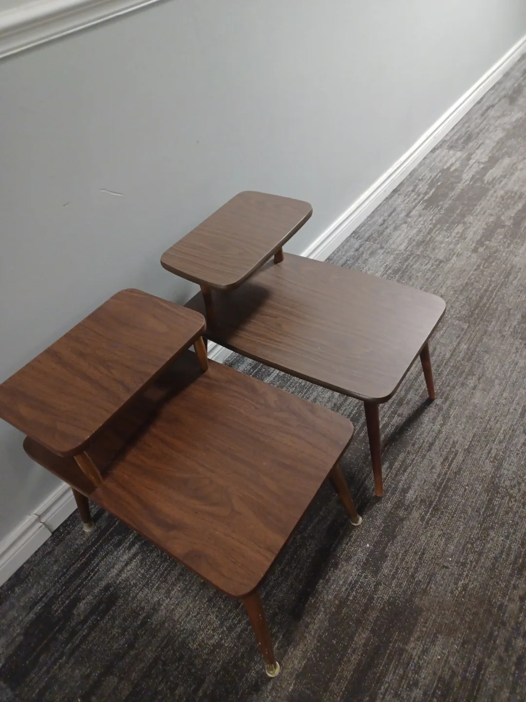 Mid-Century Modern Two-Tiered Nesting Tables image indicator(8)