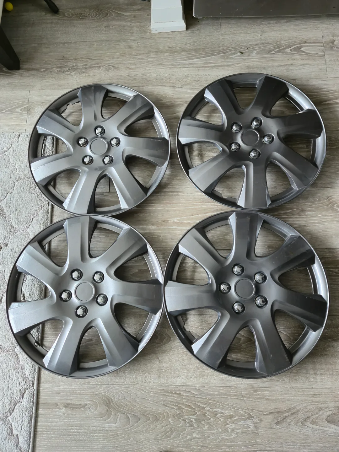 Set of 4 Dark Grey Wheel Hub Covers 17" #freecycle image indicator(2)