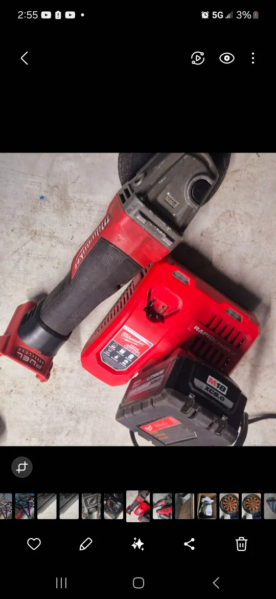 Milwaukee M18 FUEL 4-1/2" Angle Grinder with Battery and Charger thumbnail