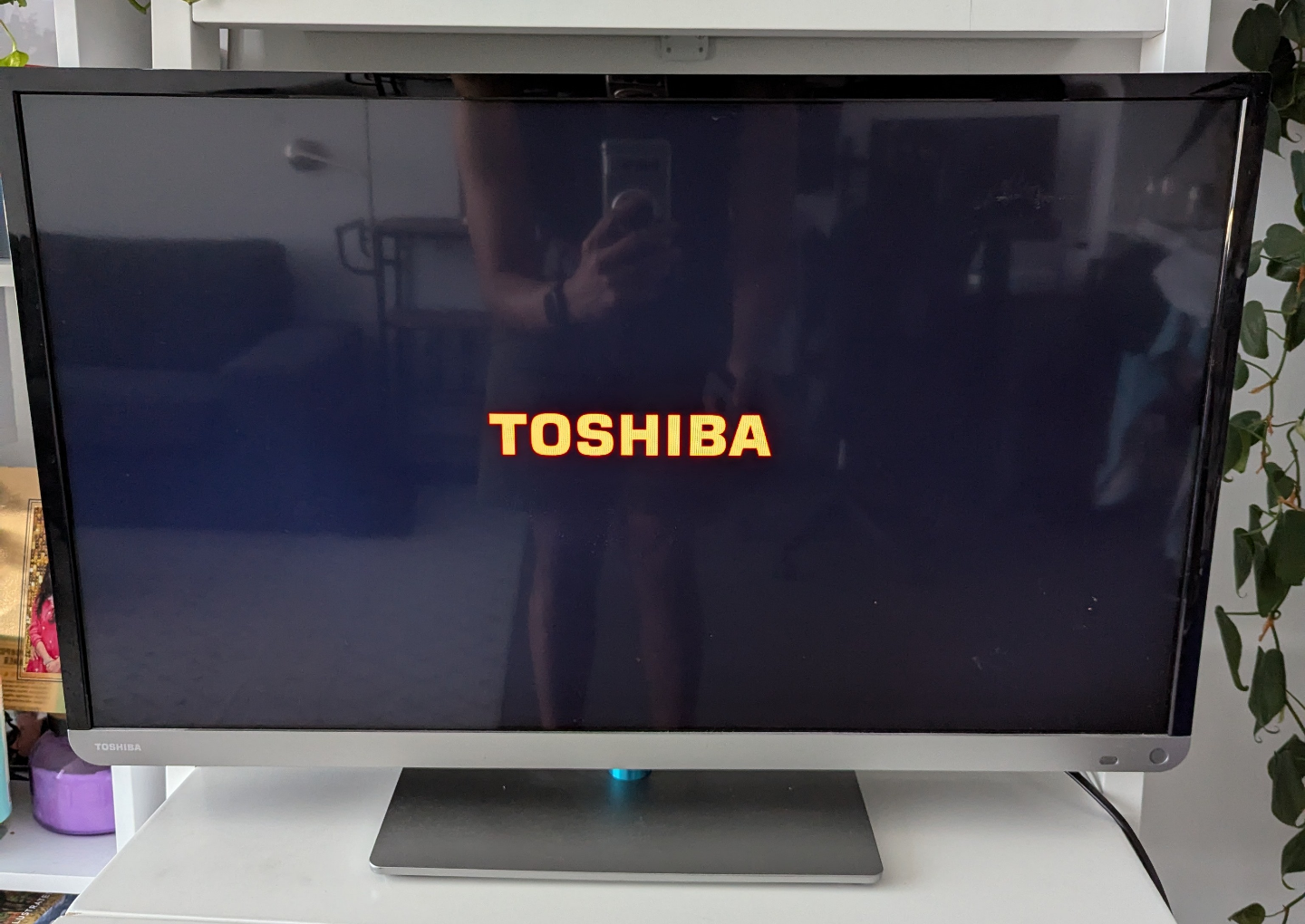 Toshiba 32'' LED HDTV