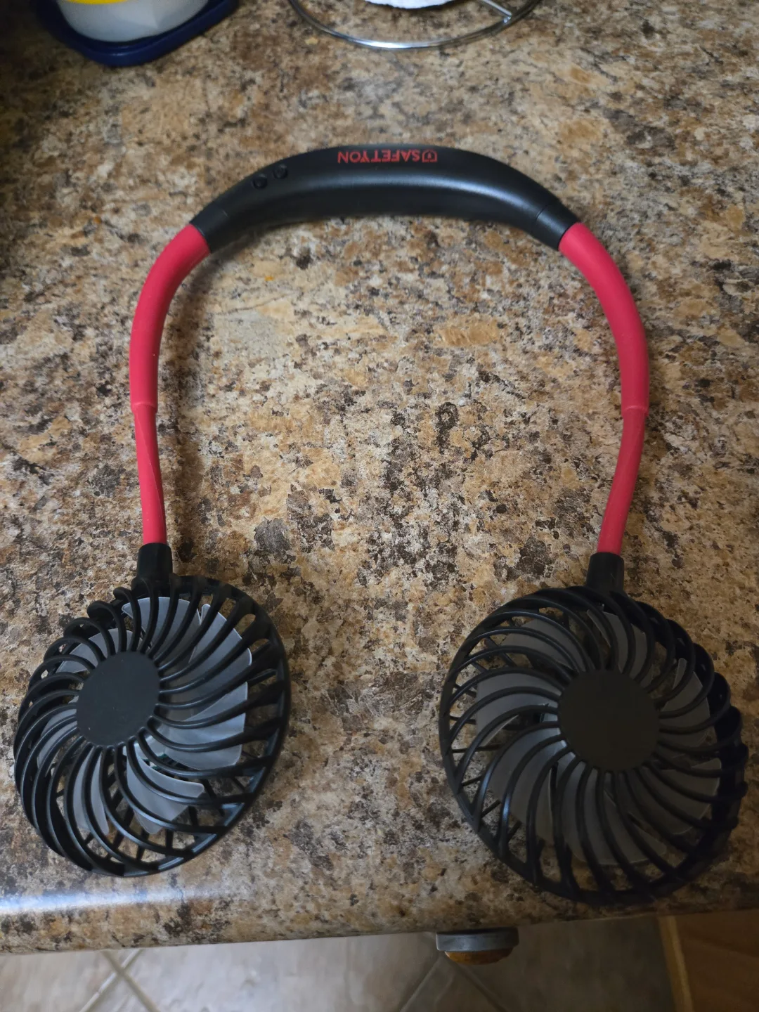 Portable Dual-Fan Neckband Personal Cooler thumbnail