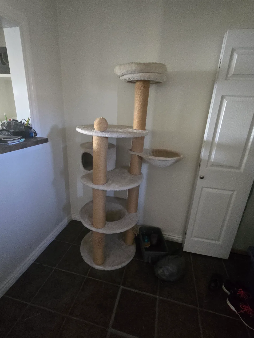 Multi-level Cat Tree thumbnail