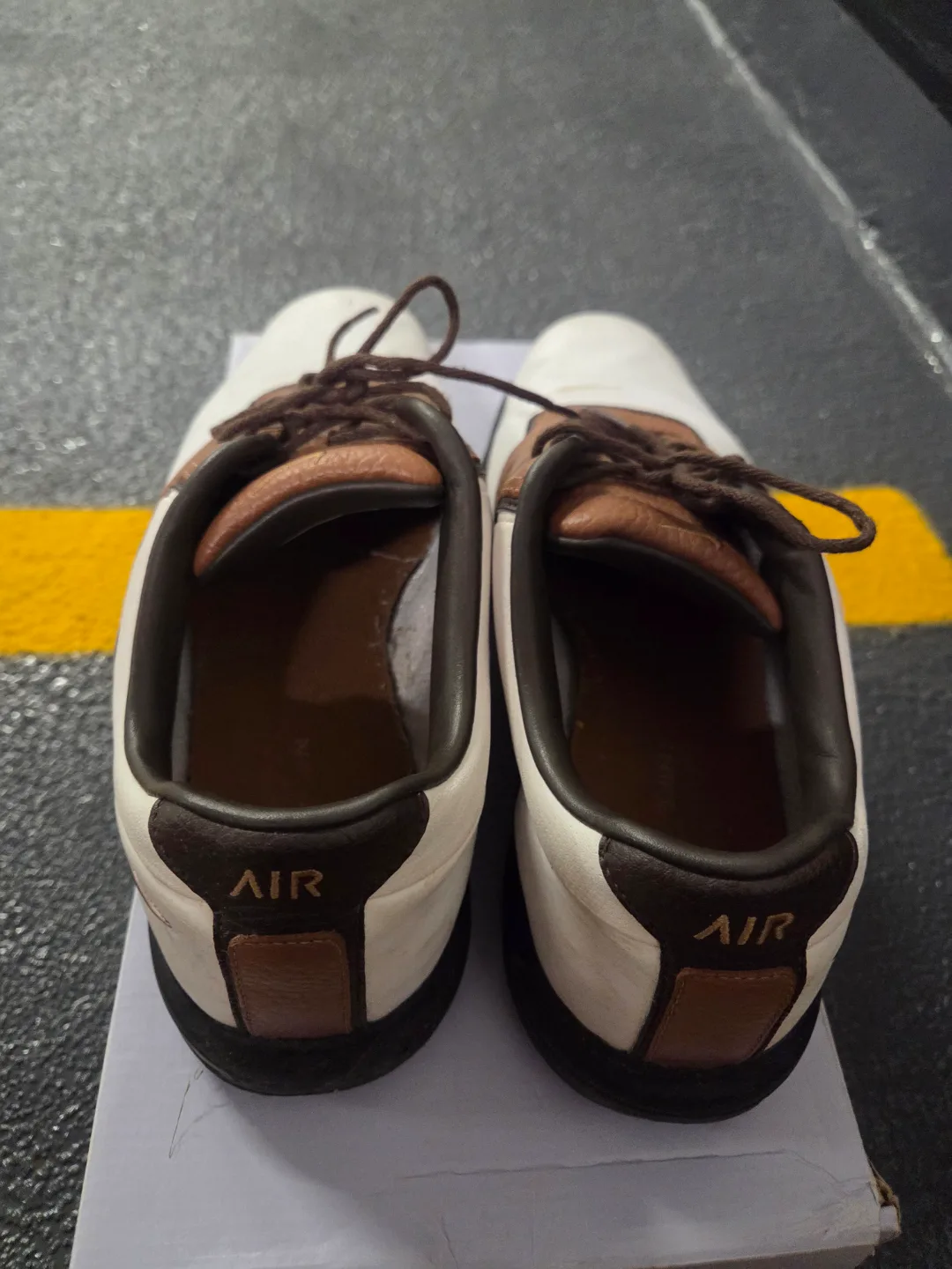 Nike golf shoes size 10.5 image indicator(3)