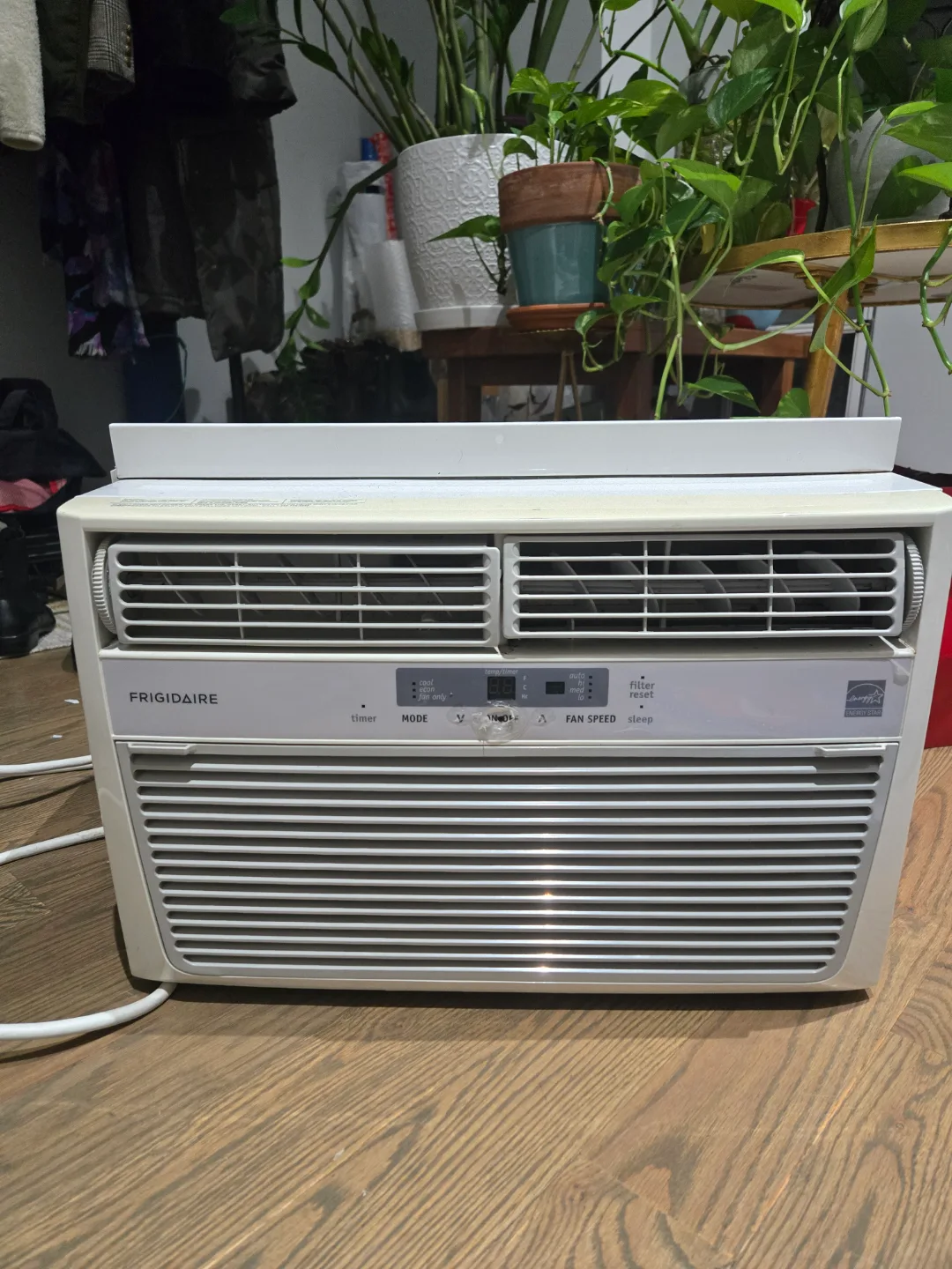 Frigidaire Window Air Conditioner thumbnail