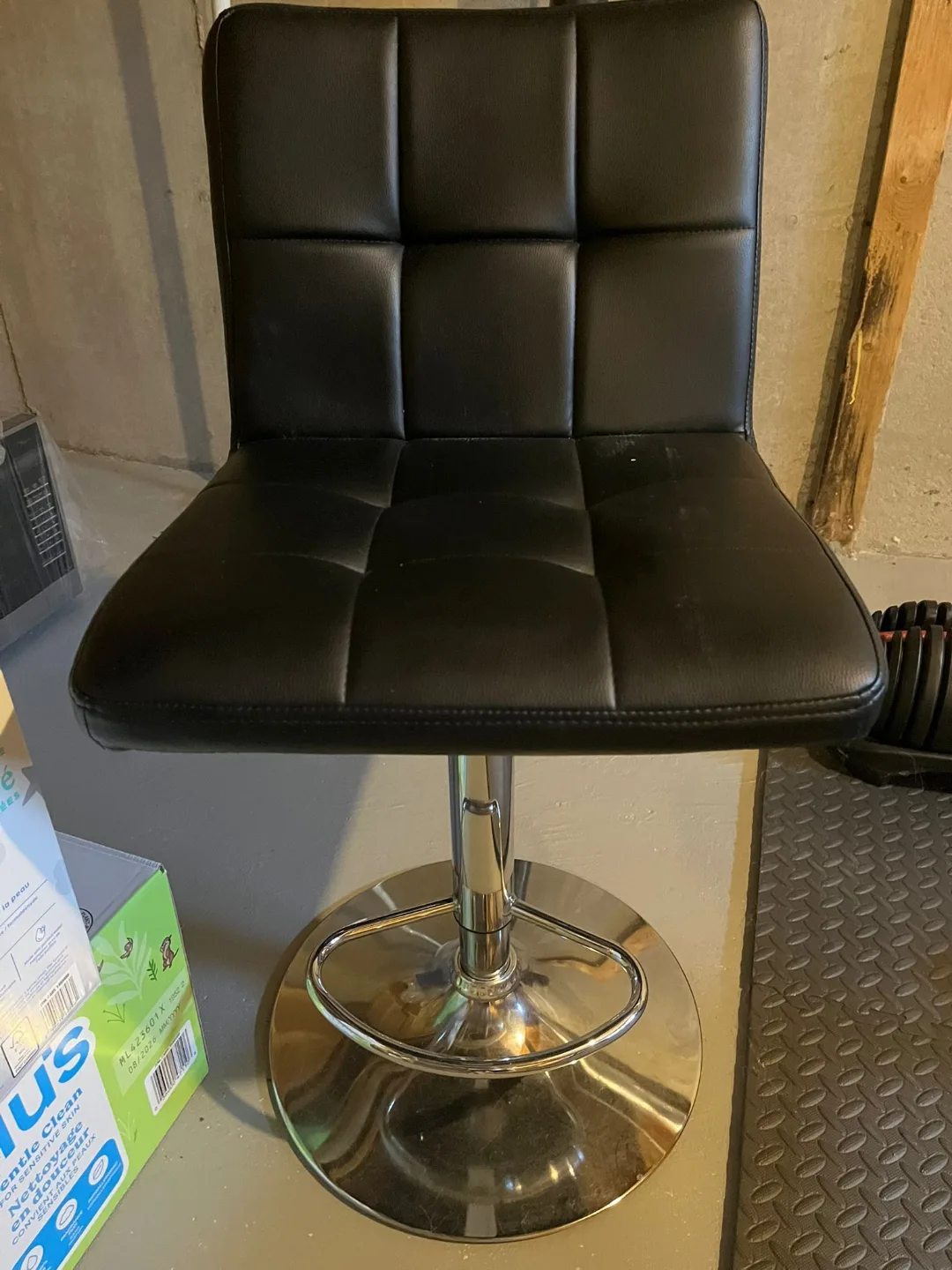 Black Bar Stools thumbnail