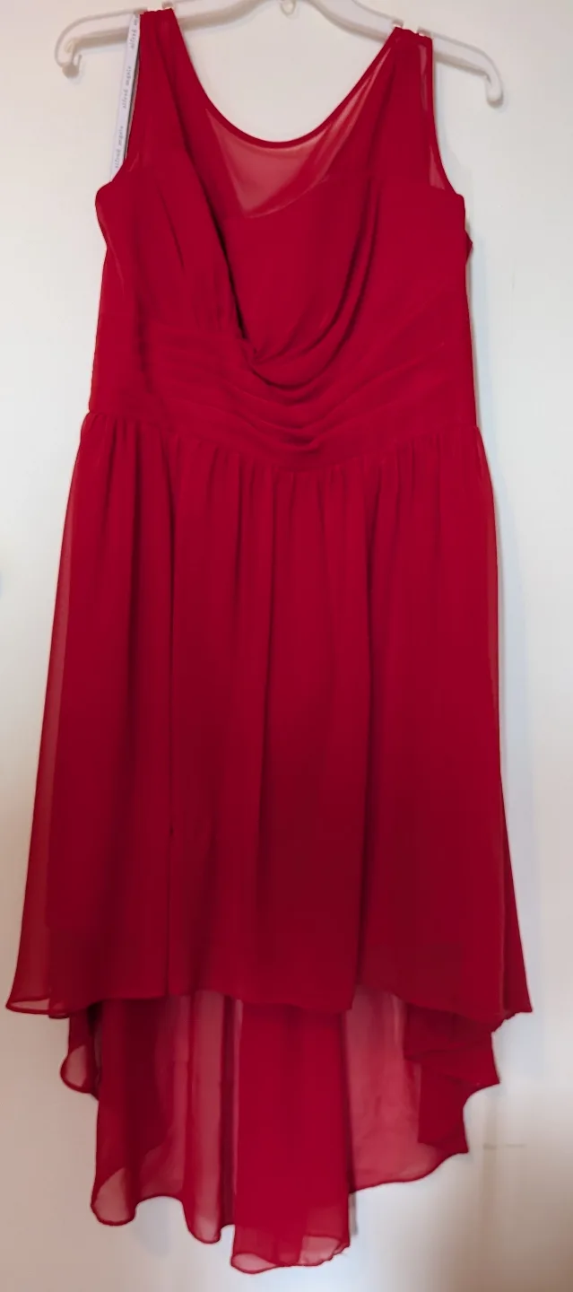 Red High-Low Bridesmaid Dress Size 16 thumbnail