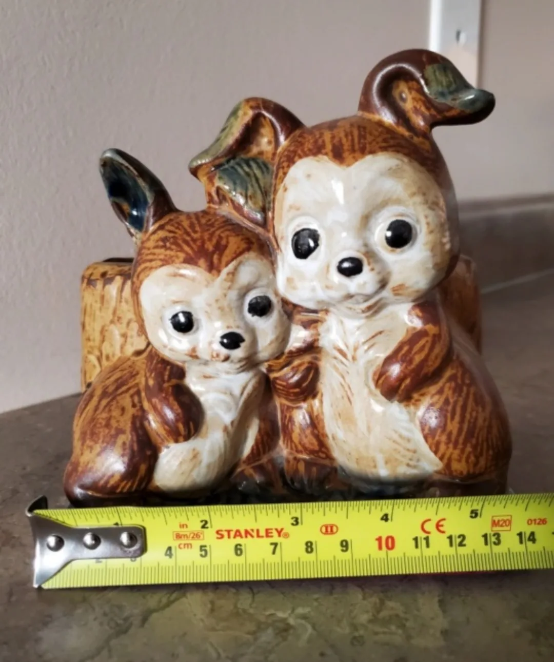 Vintage Ceramic Bunny Planter image indicator(7)