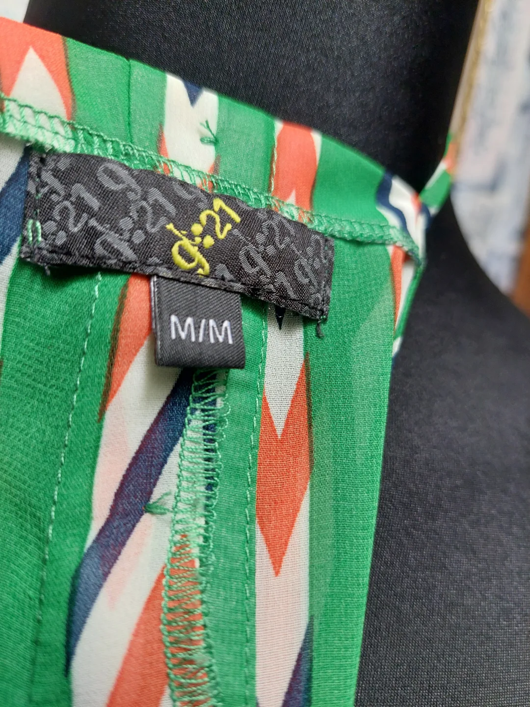 Gorgeous Green and Orange Chevron Print Cami Top Blouse Size M/M image indicator(5)