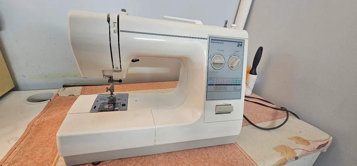 Kenmore Sewing Machine thumbnail