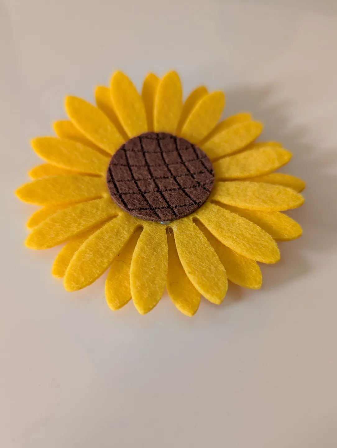 #freecycle Felt Sunflower Decoration 🌻 thumbnail