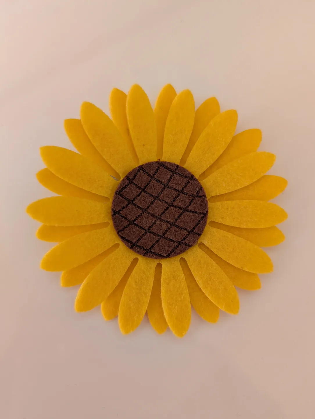 #freecycle Felt Sunflower Decoration 🌻 image indicator(2)