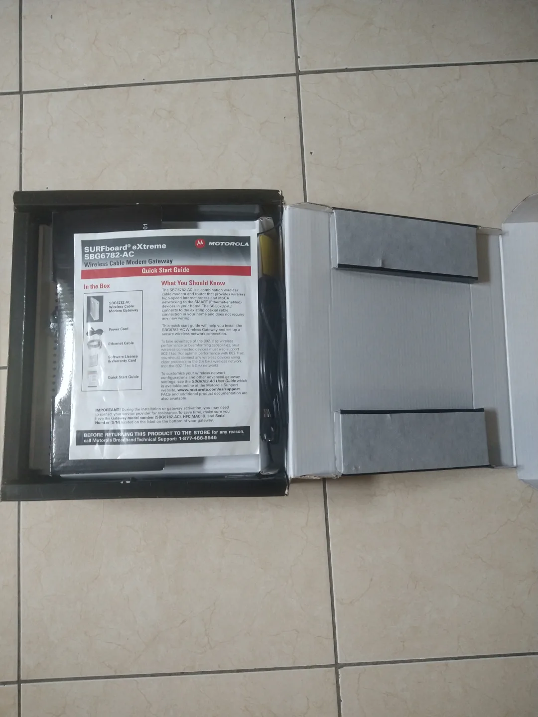 Motorola  Modem & Wi-Fi AC Router SBG6782-AC image indicator(3)