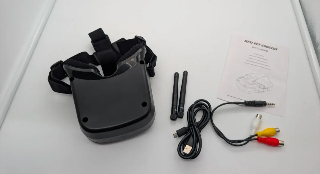 5.8G FPV Goggles with 3 Inch HD LCD Screen image indicator(5)