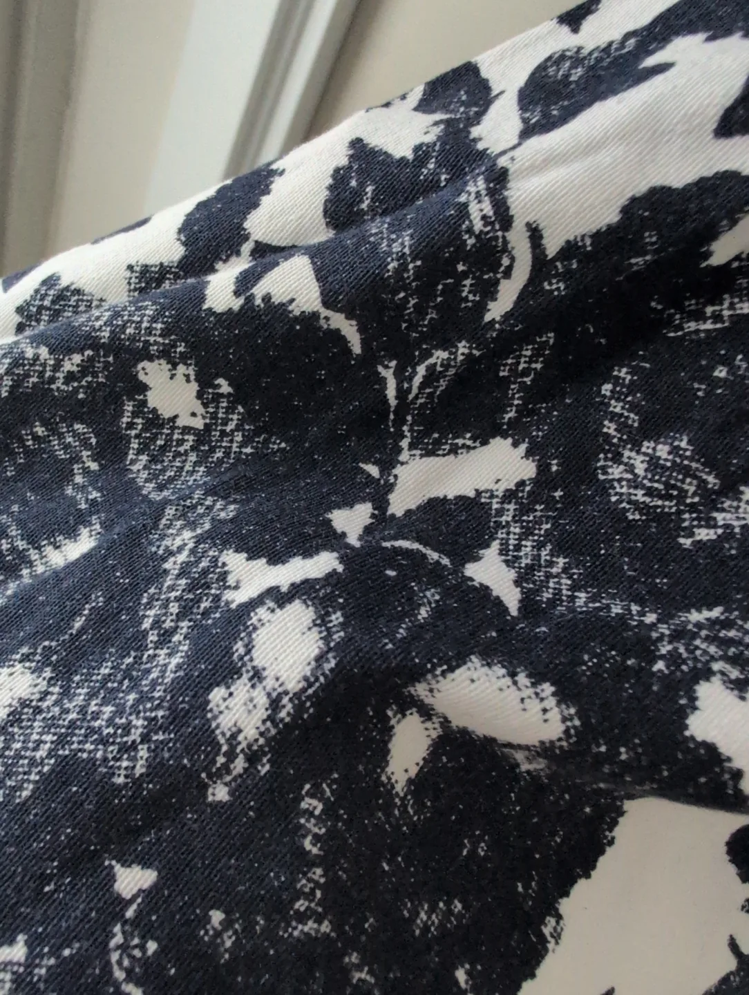 Jessica Simpson - Navy and White Floral Fit and Flare Dress image indicator(2)