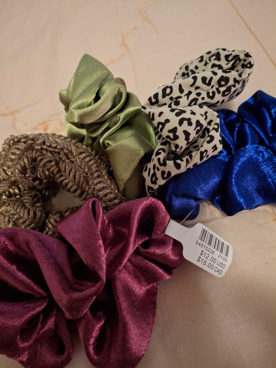 20 Scrunchies - Assorted Colours & Patterns - photo 3