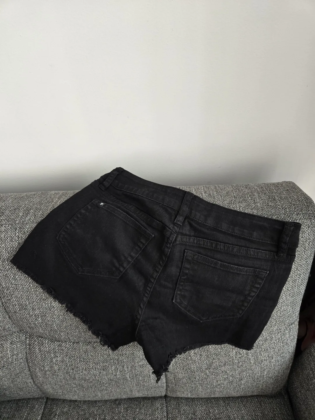 Cute Hot Topic shorts image indicator(4)