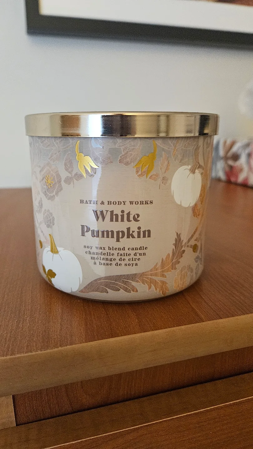 Bath & Body Works White Pumpkin 3-Wick Candle thumbnail